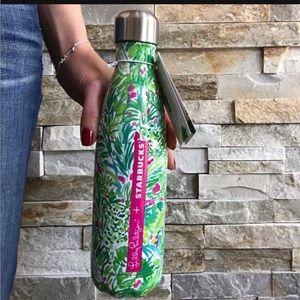 Lily Pulitzer Starbucks water bottle